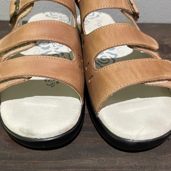 Proper Breeze Women's Size 8W(D)‎ Leather Slingback Sandals Style #W0001 Tan - Picture 3 of 13